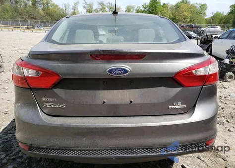 2014 Ford Focus Se from USA, damaged, VIN 1FADP3F2XEL304536